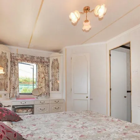 Κάμπινγκ Awesome In With Wifi And 2 Bedrooms Céret